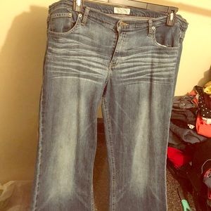 American Eagle blue jeans